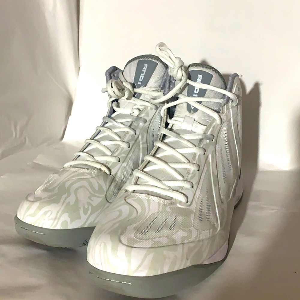 And 1  basketball sneakers